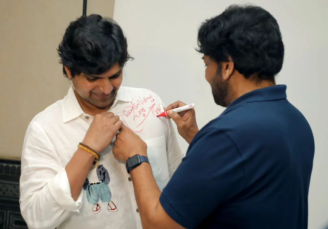 Sree Vishnu Reba Monica John Samajavaragamana Trailer released by Chiranjeevi Photos