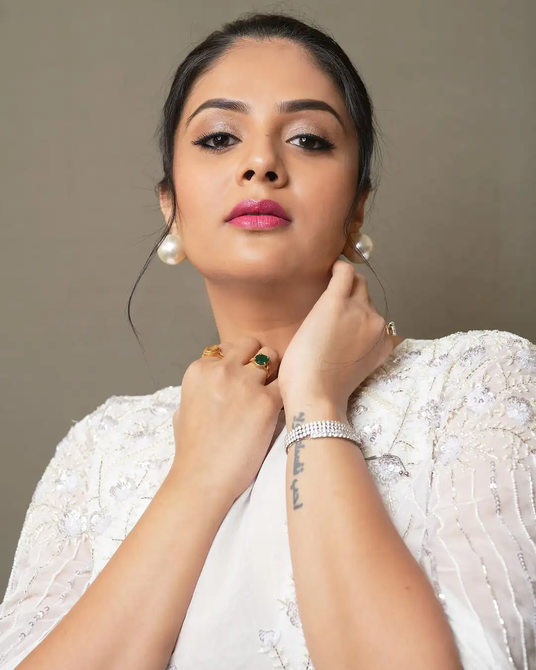 Sreemukhi Gorgeous looks in White Dress