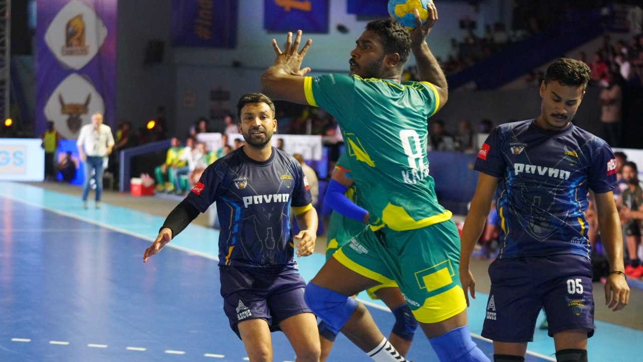 Premier Handball League : సెమీస్లో అడుగుపెట్టిన తెలుగు టాలన్స్ Premier Handball League : సెమీస్లో అడుగుపెట్టిన తెలుగు టాలన్స్