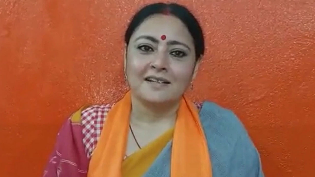 Bengal Politics: అదే కనుక జరగకుంటే బెంగాల్లో రక్తపాతం జరిగేదట.. పంచాయతీ ఎన్నికలపై బీజేపీ నేత ఘాటు వ్యాఖ్యలు Bengal Politics: అదే కనుక జరగకుంటే బెంగాల్లో రక్తపాతం జరిగేదట.. పంచాయతీ ఎన్నికలపై బీజేపీ నేత ఘాటు వ్యాఖ్యలు