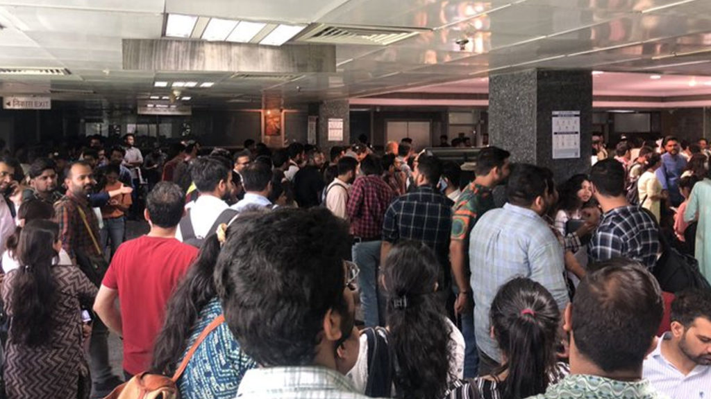 Over 500 MBBS doctors compete for 20 jobs, crowd at Delhi hospital