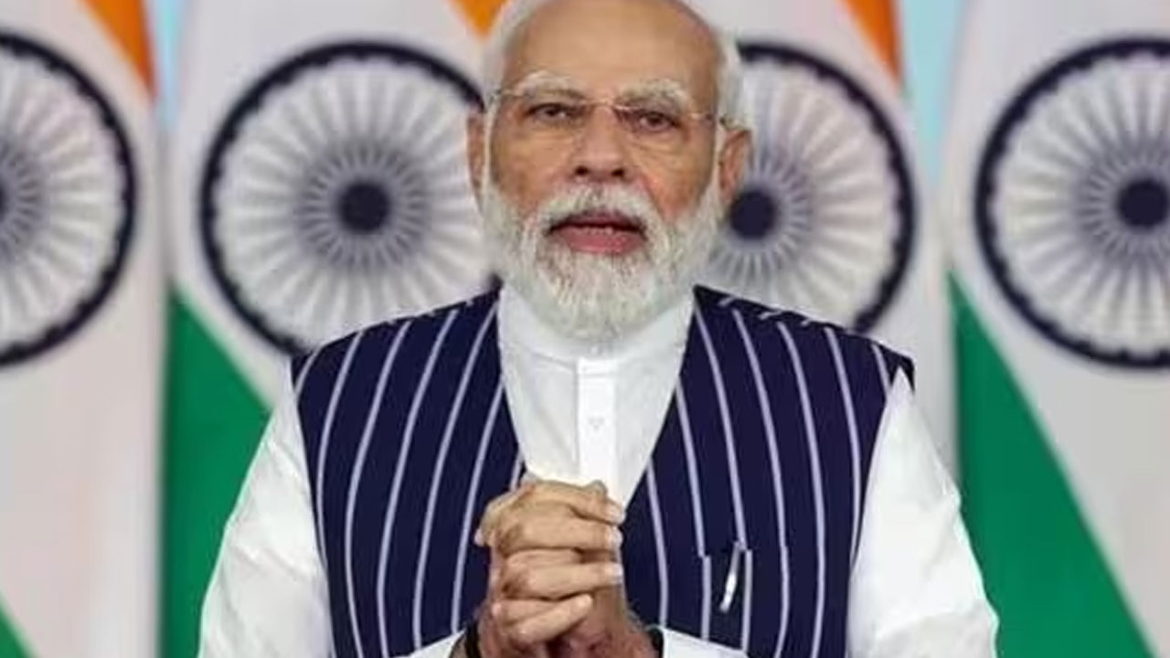 India-China Relations: చైనా-భారత్ సరిహద్దు పరిస్థితిపై భారత్ వైఖరి స్పష్టం చేసిన ప్రధాని మోదీ India-China Relations: చైనా-భారత్ సరిహద్దు పరిస్థితిపై భారత్ వైఖరి స్పష్టం చేసిన ప్రధాని మోదీ
