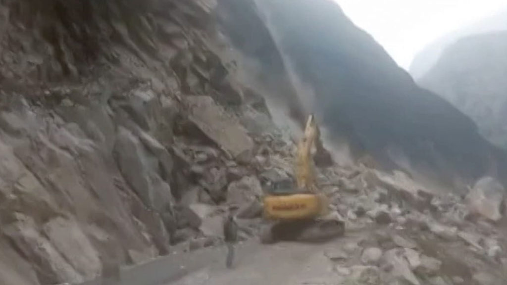 In Uttarakhand 300 People Stranded After Massive Landslide