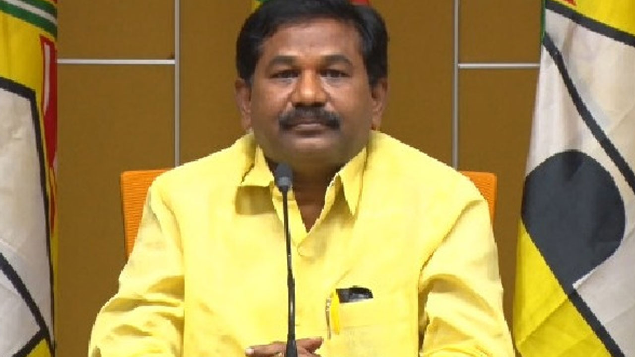 AP Politics: రావివారిపాలెం మర్డర్ ఘటనపై టీడీపీ ఎమ్మెల్యే స్వామి హాట్ కామెంట్స్ AP Politics: రావివారిపాలెం మర్డర్ ఘటనపై టీడీపీ ఎమ్మెల్యే స్వామి హాట్ కామెంట్స్