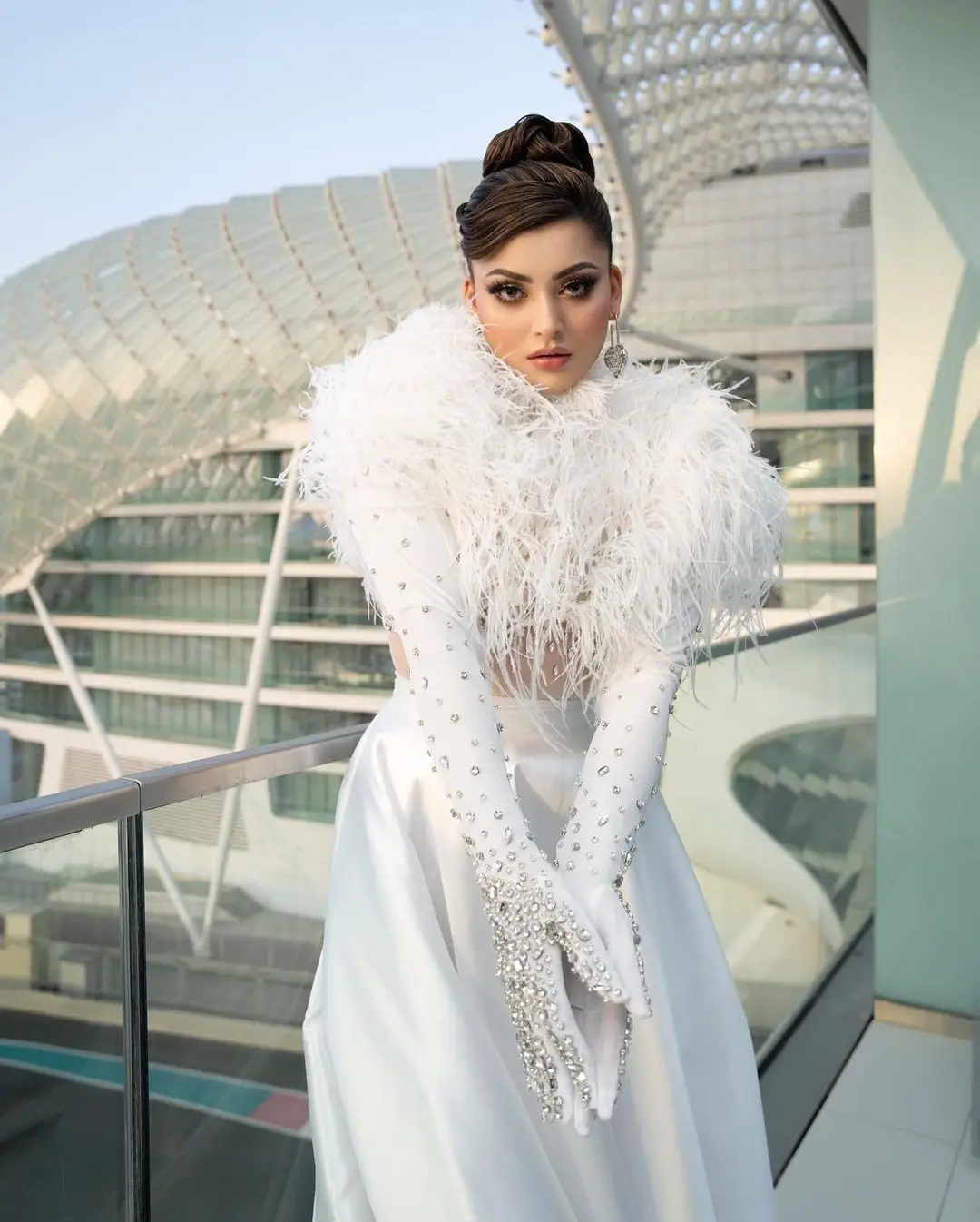 Urvashi Rautela Stunning Looks in White Dress at IIFA Awards Event Dubai 