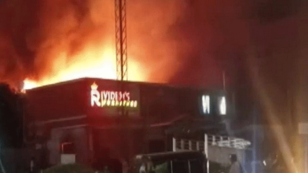 Warehouse Fire breaks out
