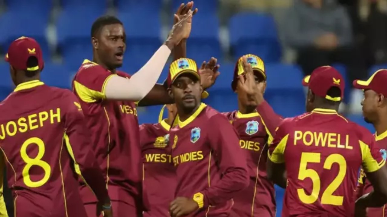 CWC Qualifier 2023 : వెస్టిండీస్కు వరుస షాక్లు.. జింబాబ్వే చేతిలో ఓటమి.. ఐసీసీ జరిమానా CWC Qualifier 2023 : వెస్టిండీస్కు వరుస షాక్లు.. జింబాబ్వే చేతిలో ఓటమి.. ఐసీసీ జరిమానా