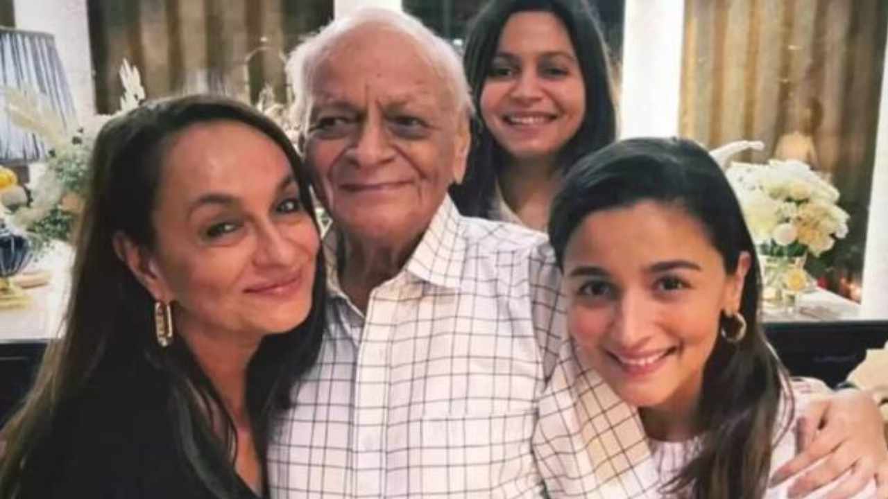 Alia Bhatt : అలియా భట్ ఇంట తీవ్ర విషాదం.. ఎమోషనల్ పోస్ట్ చేసిన అలియా.. Alia Bhatt : అలియా భట్ ఇంట తీవ్ర విషాదం.. ఎమోషనల్ పోస్ట్ చేసిన అలియా..