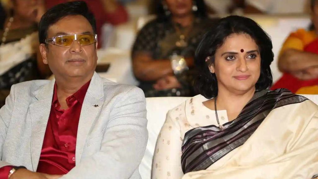 Pavithra Lokesh written PhD entrance exam in Kannada naresh gives support