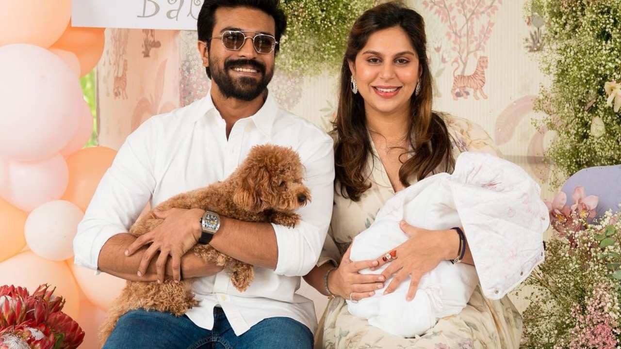 Upasana : ఉపాసనకు, పాపకు ఎంత గ్రాండ్గా ఇంట్లోకి వెల్కమ్ చెప్పారో చూడండి.. Upasana : ఉపాసనకు, పాపకు ఎంత గ్రాండ్గా ఇంట్లోకి వెల్కమ్ చెప్పారో చూడండి..
