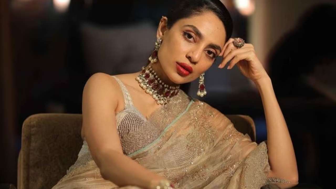 Sobhita Dhulipala : సౌత్ వర్సెస్ నార్త్ గొడవ ఇప్పటిదేం కాదు.. ఎప్పట్నుంచో ఉంది.. కానీ Sobhita Dhulipala : సౌత్ వర్సెస్ నార్త్ గొడవ ఇప్పటిదేం కాదు.. ఎప్పట్నుంచో ఉంది.. కానీ