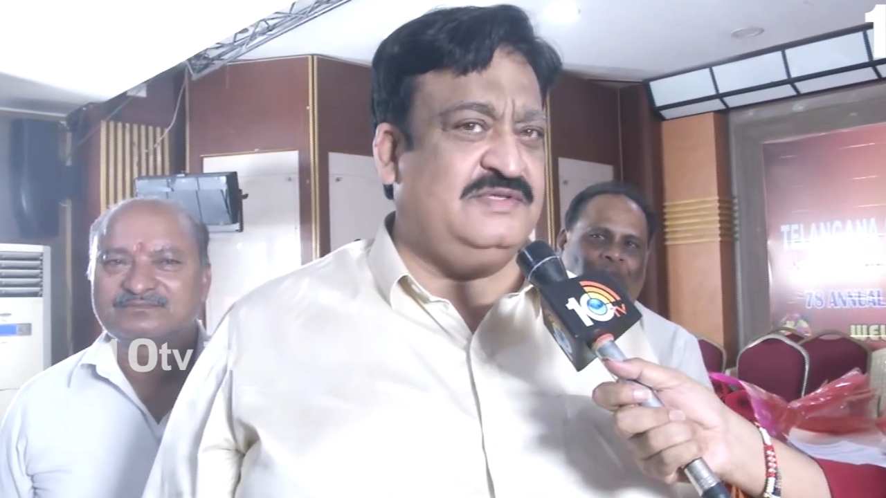 Sunil Narang : ఓటీటీకి సెన్సార్ ఉండాలి.. హీరోలు దేవుళ్ళు.. పాప్కార్న్ రేటు తగ్గించాలి.. సునీల్ నారంగ్ సెన్సేషనల్ కామెంట్స్.. Sunil Narang : ఓటీటీకి సెన్సార్ ఉండాలి.. హీరోలు దేవుళ్ళు.. పాప్కార్న్ రేటు తగ్గించాలి.. సునీల్ నారంగ్ సెన్సేషనల్ కామెంట్స్..