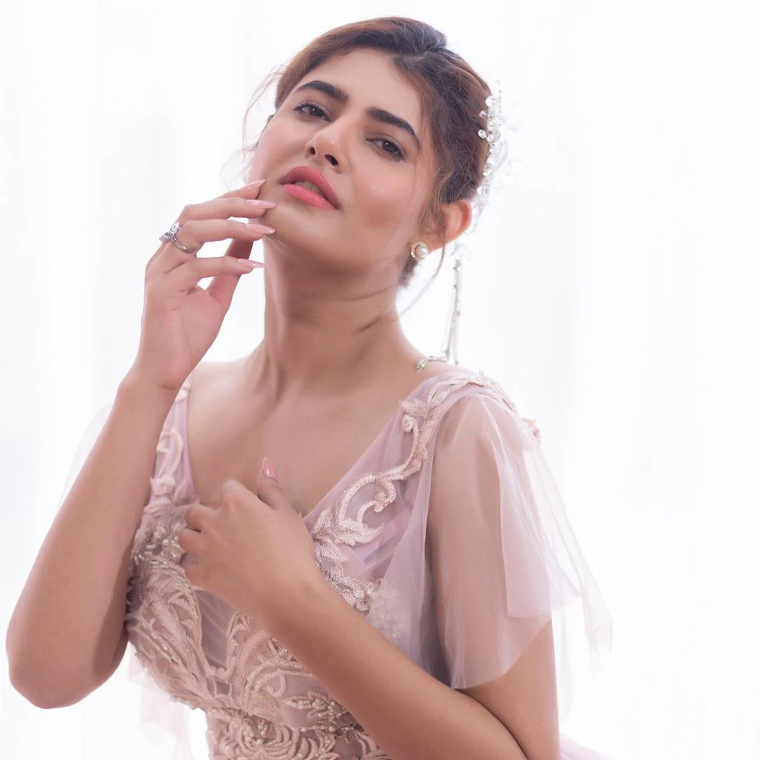 tollywood actress Ashima Narwal photos in pink dress