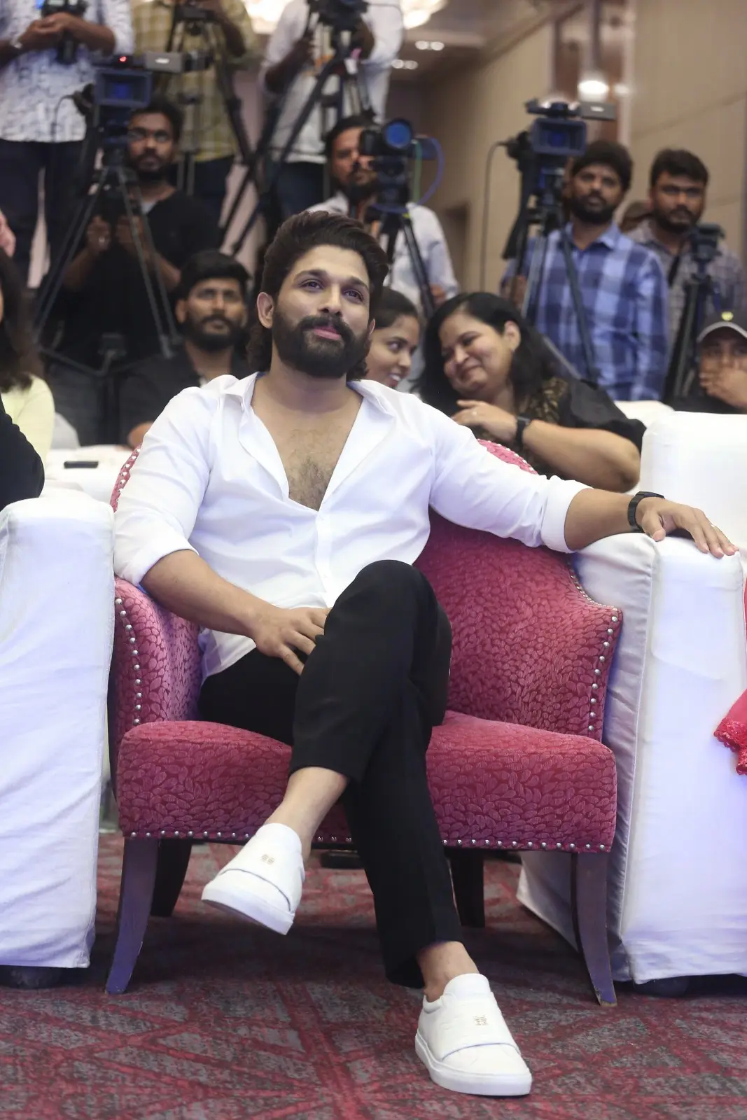 Anand Deverakonda Viraj Ashwin Vaishnavi Chaitanya Allu Arjun at Baby movie event