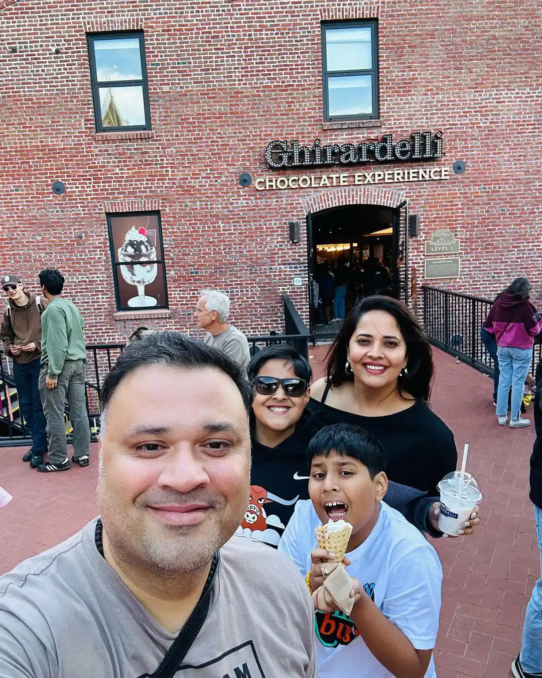 Anasuya Bharadwaj America Trip with Family