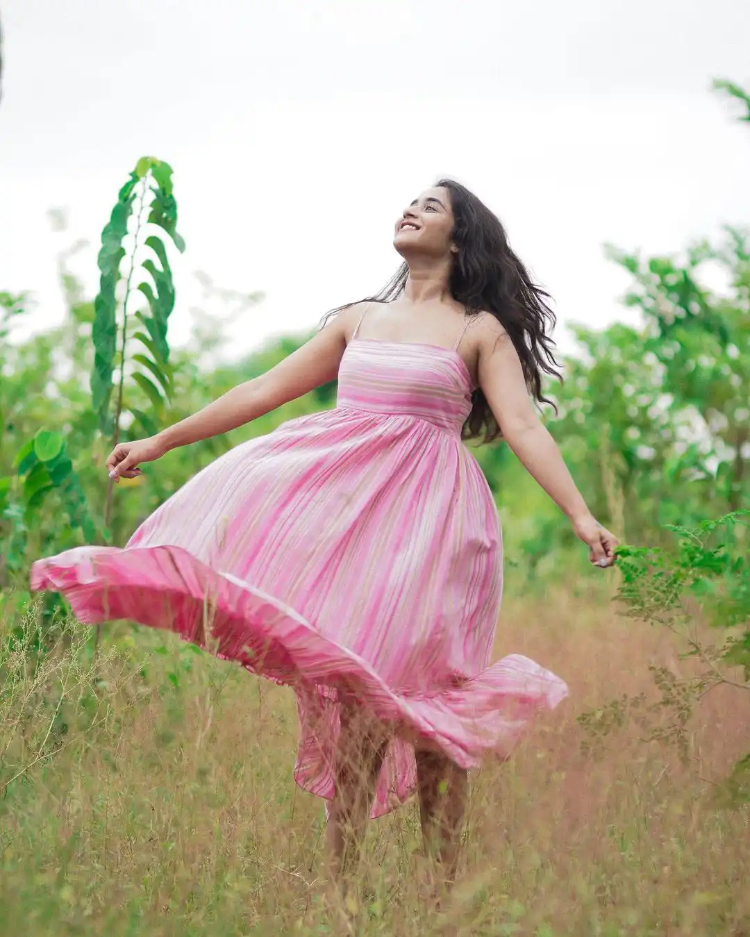 Deepthi Sunaina Cute Looks in Pink Dress