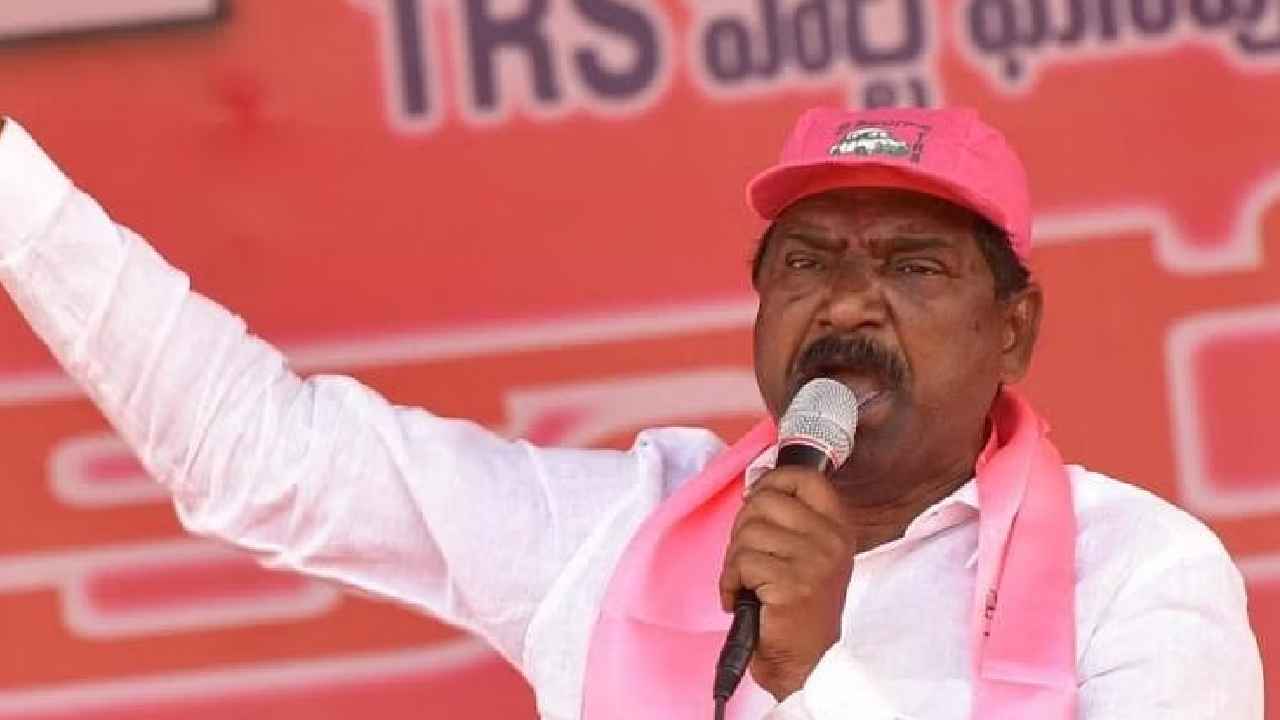 Dr Rajaiah Thatikonda : ఇక ఎక్కడా ఆయన పేరు ఎత్తను- మంత్రి కేటీఆర్తో భేటీ తర్వాత ఎమ్మెల్యే రాజయ్య కీలక వ్యాఖ్యలు Dr Rajaiah Thatikonda : ఇక ఎక్కడా ఆయన పేరు ఎత్తను- మంత్రి కేటీఆర్తో భేటీ తర్వాత ఎమ్మెల్యే రాజయ్య కీలక వ్యాఖ్యలు