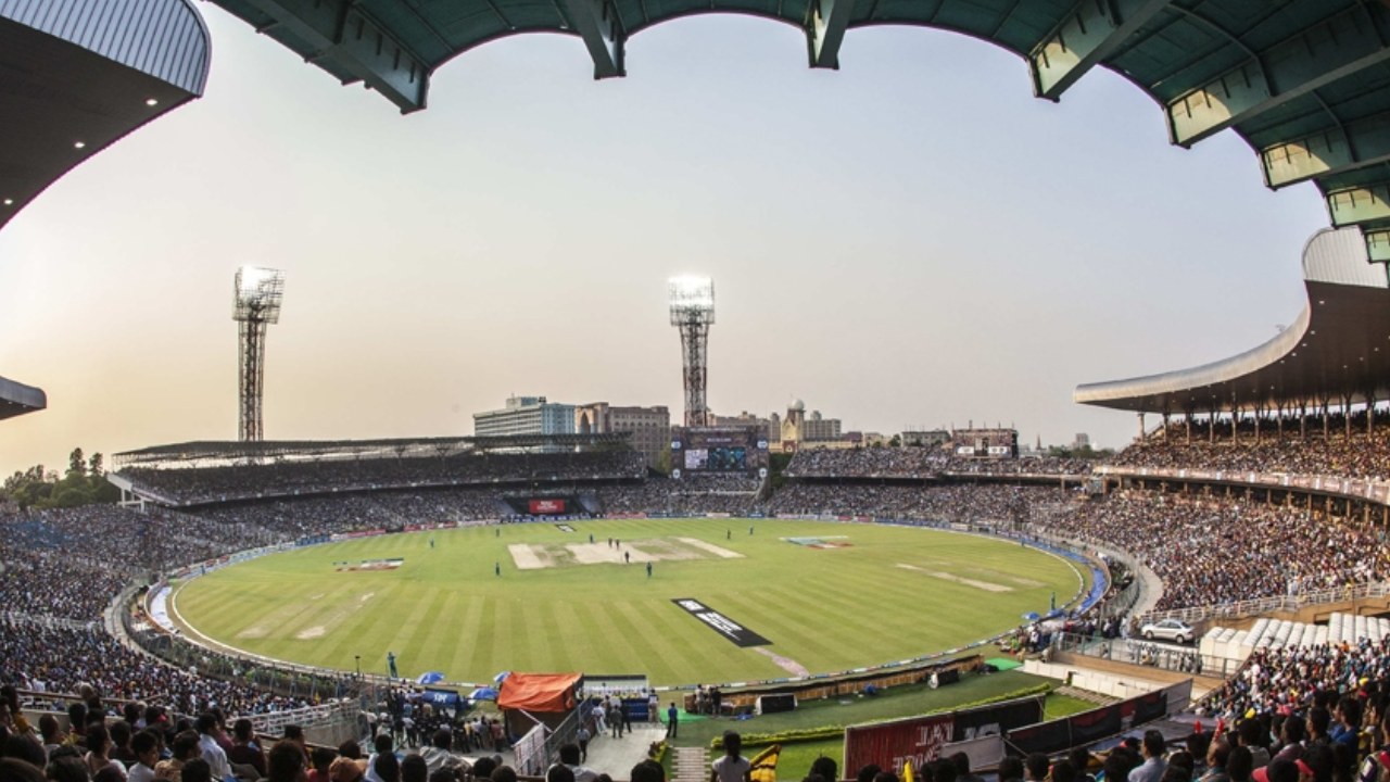 ODI World Cup 2023 Tickets: ఈడెన్ గార్డెన్స్లో జరిగే మ్యాచ్లకు టికెట్ల ధరలు వచ్చేశాయ్.. రెండు మ్యాచ్లకు అధిక రేట్లు ODI World Cup 2023 Tickets: ఈడెన్ గార్డెన్స్లో జరిగే మ్యాచ్లకు టికెట్ల ధరలు వచ్చేశాయ్.. రెండు మ్యాచ్లకు అధిక రేట్లు