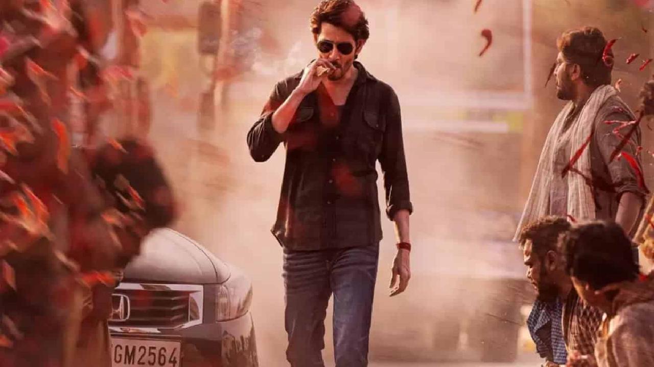 Guntur Karam : గుంటూరు కారం సెట్స్ నుంచి ఫోటో లీక్.. పొలిటికల్ టచ్తో మూవీ..! Guntur Karam : గుంటూరు కారం సెట్స్ నుంచి ఫోటో లీక్.. పొలిటికల్ టచ్తో మూవీ..!