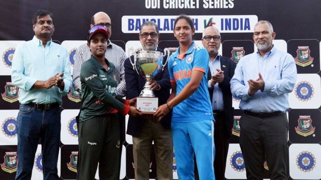IND-W Vs BAN-W