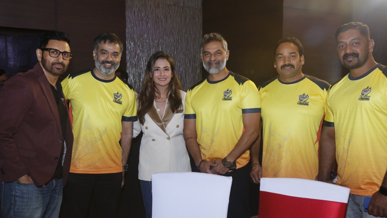 Pro Panja League : జూలై 28 నుంచి ప్రో పంజా లీగ్.. కిరాక్ హైదరాబాద్ ఆటగాళ్లు వీరే Pro Panja League : జూలై 28 నుంచి ప్రో పంజా లీగ్.. కిరాక్ హైదరాబాద్ ఆటగాళ్లు వీరే