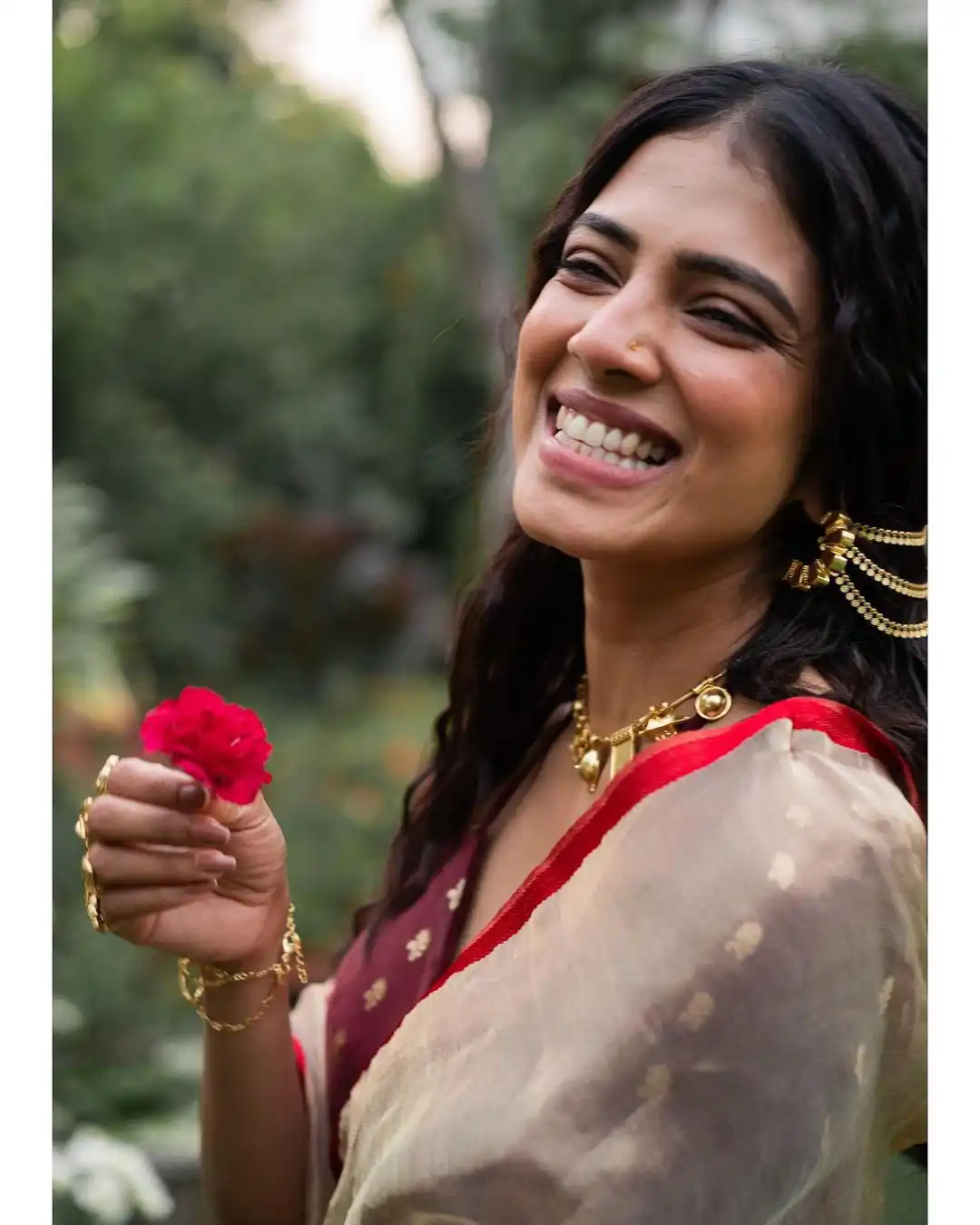 Malavika Mohanan Shines in Saree