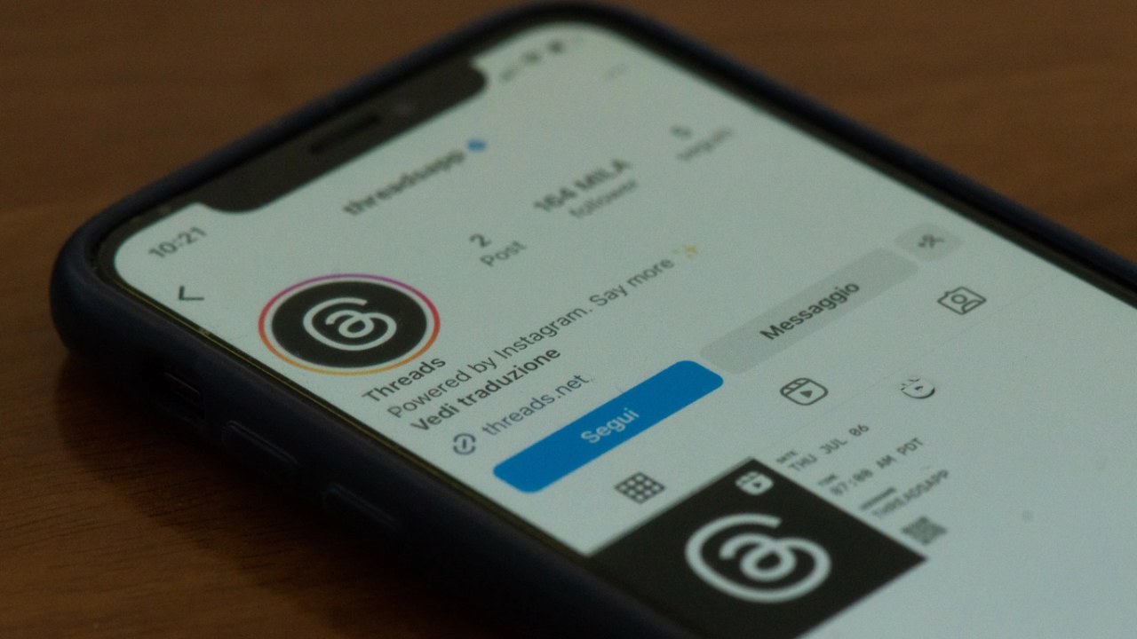 Threads APP: థ్రెడ్స్ యాప్లో ఒక్కసారి అకౌంట్ క్రియేట్ చేస్తే మళ్లీ తొలగించలేరు.. తొలగించాలంటే? Threads APP: థ్రెడ్స్ యాప్లో ఒక్కసారి అకౌంట్ క్రియేట్ చేస్తే మళ్లీ తొలగించలేరు.. తొలగించాలంటే?
