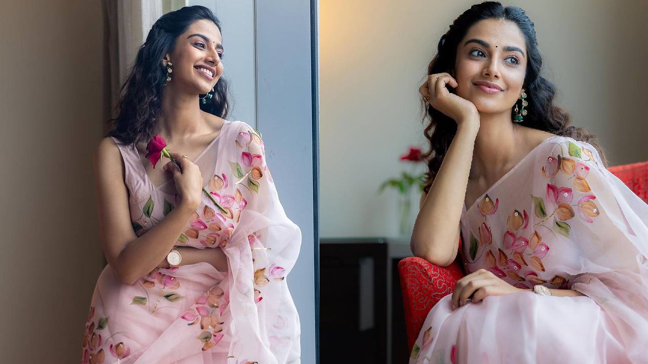 Meenakshi Chaudhary : గులాబీ శారీలో మనసు దోచుకుంటున్న మీనాక్షి చౌదరి..