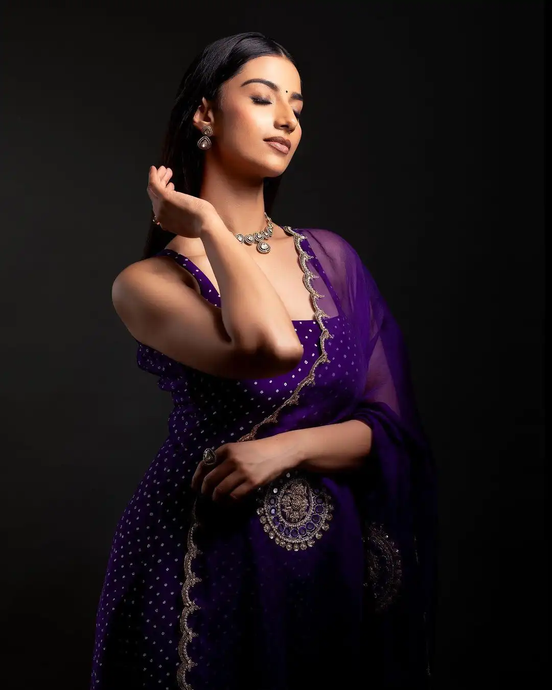 Meenakshi Chaudhary cute photos in Punjabi Dress
