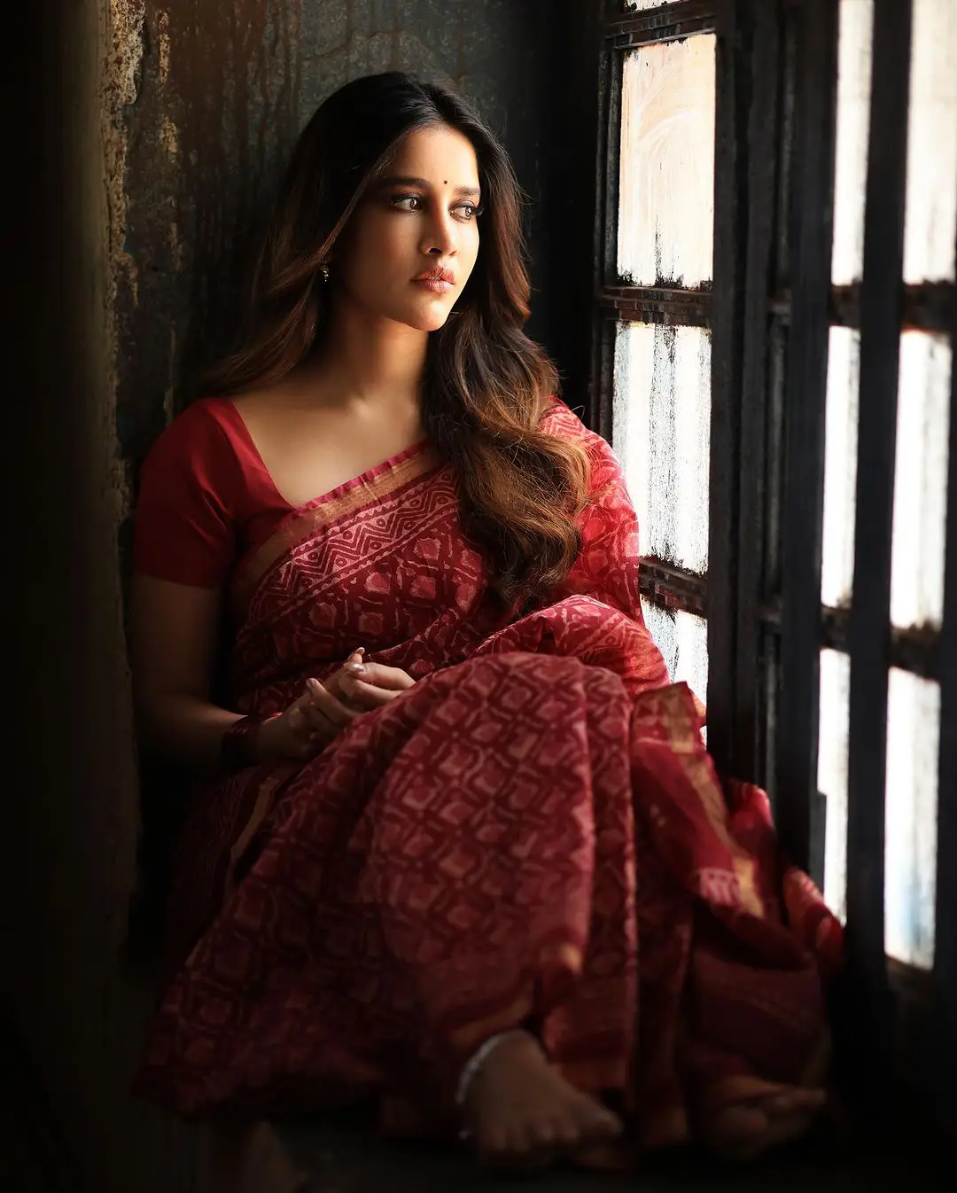 Nabha Natesh Latest Saree Photoshoot pics gone viral