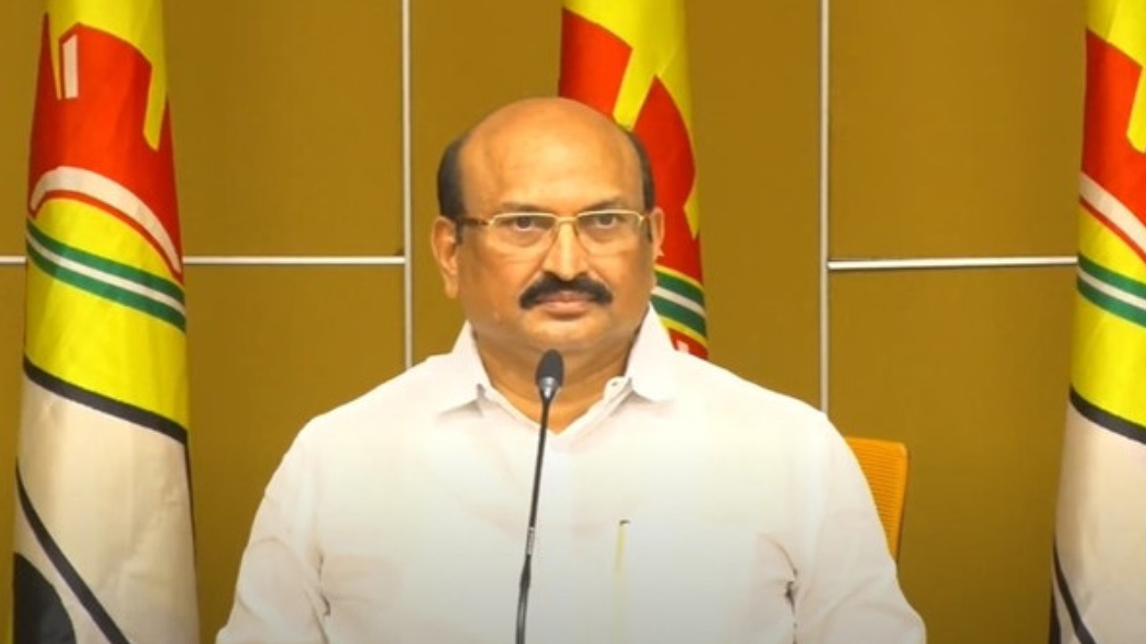 Nagul Meera : సజ్జల రామకృష్ణారెడ్డి నేరస్థులను కాపాడుతున్నారు.. నాగుల్ మీరా సంచలన వ్యాఖ్యలు Nagul Meera : సజ్జల రామకృష్ణారెడ్డి నేరస్థులను కాపాడుతున్నారు.. నాగుల్ మీరా సంచలన వ్యాఖ్యలు