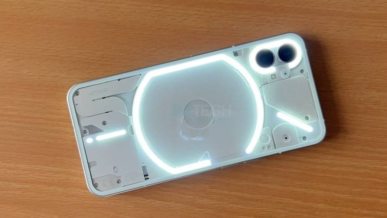 Nothing Phone 2 available for Rs 39999 after discount _ 10 things to keep in mind before buying