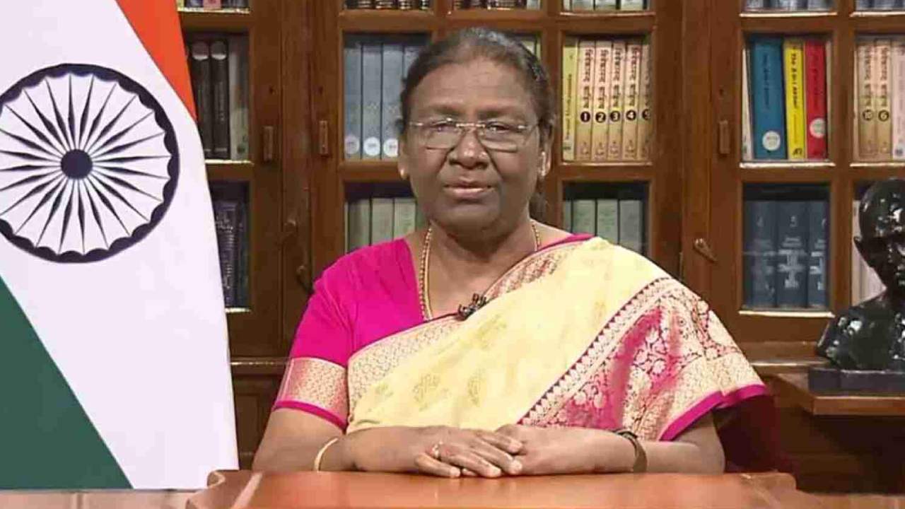 President Draupadi Murmu: హైదరాబాద్కు రాష్ట్రపతి ద్రౌపది ముర్ము.. నగరంలోని ఆ ప్రాంతాల్లో ట్రాఫిక్ ఆంక్షలు President Draupadi Murmu: హైదరాబాద్కు రాష్ట్రపతి ద్రౌపది ముర్ము.. నగరంలోని ఆ ప్రాంతాల్లో ట్రాఫిక్ ఆంక్షలు