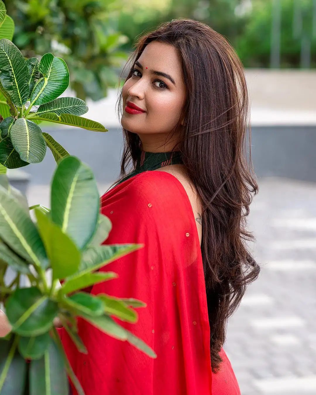 Pujita Ponnada Spicy Photo Shoot in Red Saree