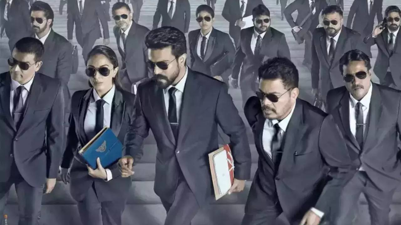Game Changer : రామ్ చరణ్ బ్యాక్ టు షూట్..! గేమ్ చెంజర్ కొత్త షెడ్యూల్ షురూ.. Game Changer : రామ్ చరణ్ బ్యాక్ టు షూట్..! గేమ్ చెంజర్ కొత్త షెడ్యూల్ షురూ..