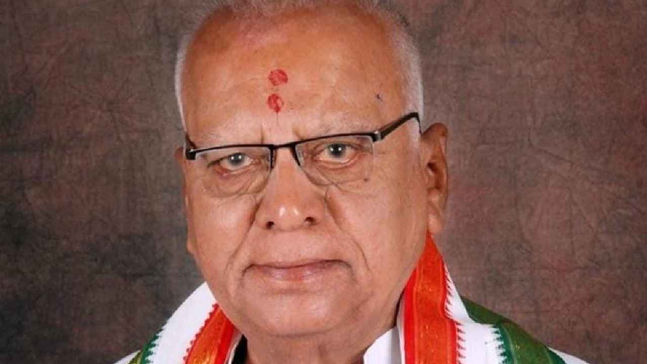 Ramachandra Reddy : మాజీమంత్రి రామచంద్రారెడ్డి కన్నుమూత.. కాంగ్రెస్కు తీరని లోటు అన్న రేవంత్ రెడ్డి Ramachandra Reddy : మాజీమంత్రి రామచంద్రారెడ్డి కన్నుమూత.. కాంగ్రెస్కు తీరని లోటు అన్న రేవంత్ రెడ్డి