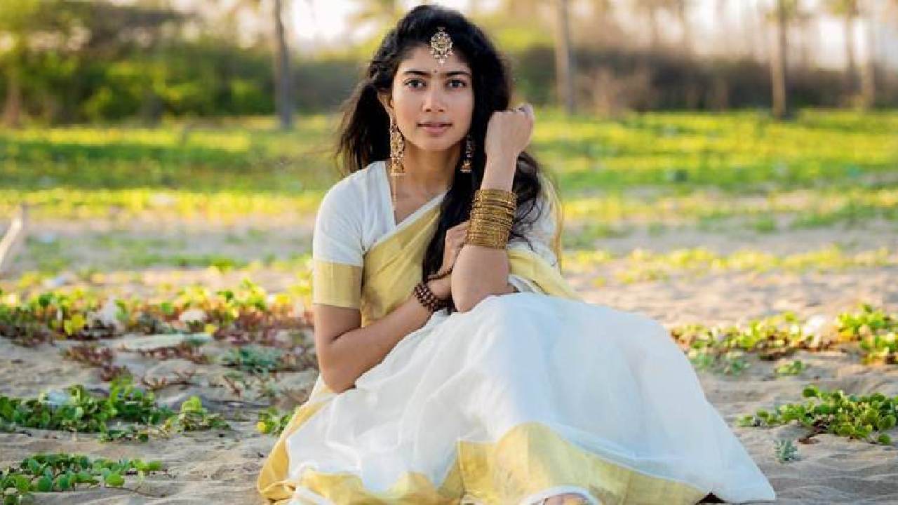 Sai Pallavi : ఆ సినిమా నన్ను ప్రేమలో పడేలా చేసింది.. సాయి పల్లవి పోస్ట్ వైరల్..! Sai Pallavi : ఆ సినిమా నన్ను ప్రేమలో పడేలా చేసింది.. సాయి పల్లవి పోస్ట్ వైరల్..!
