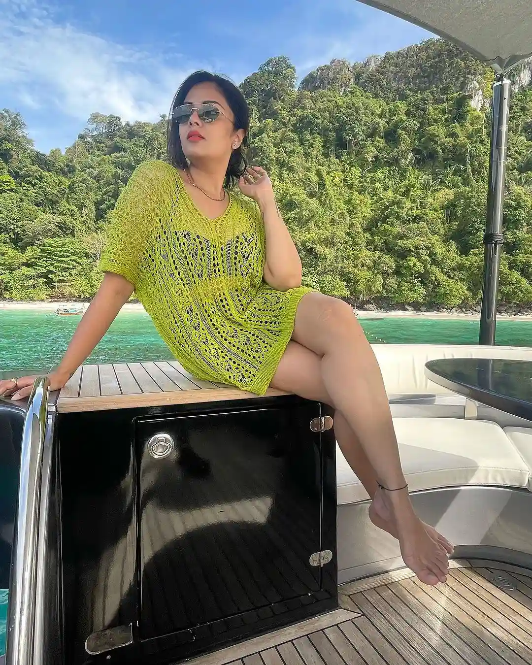 Sreemukhi special poses in Sea at Thailand