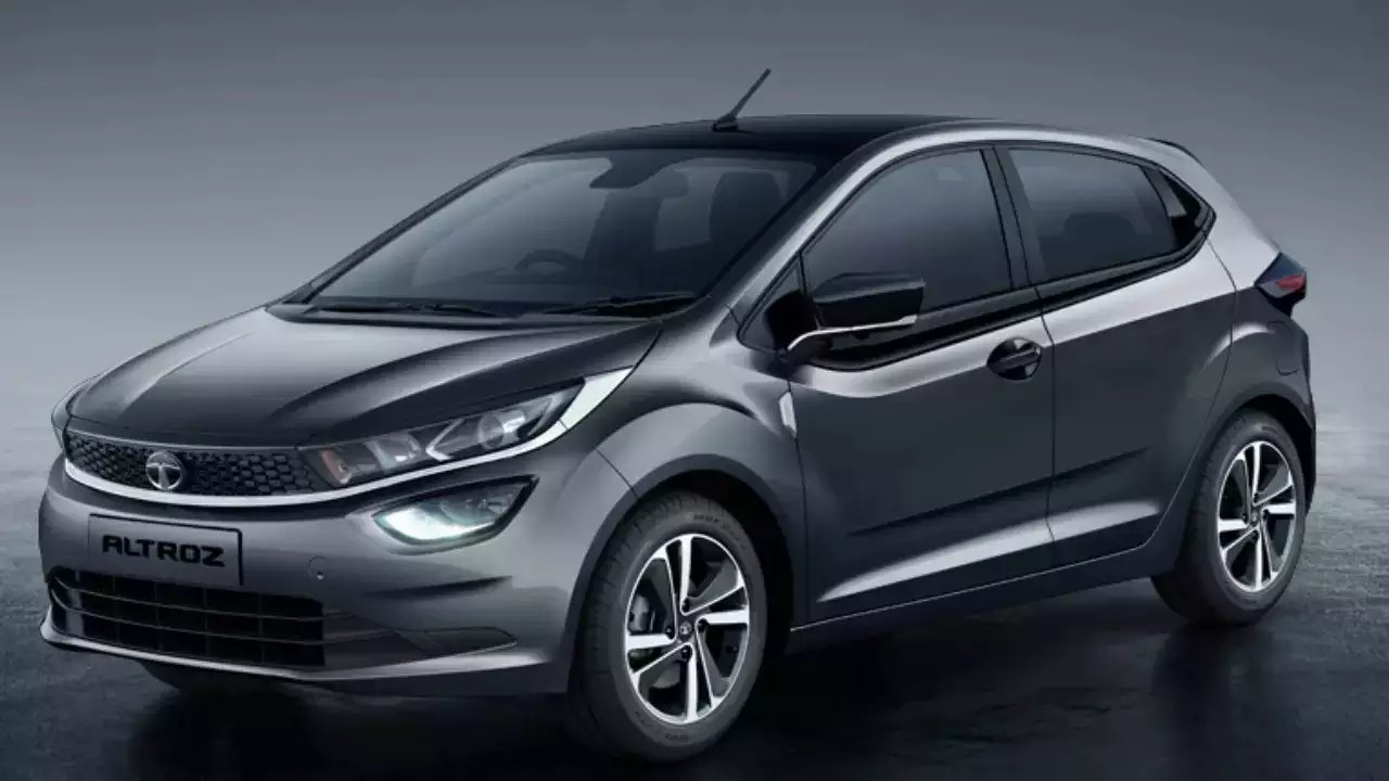 Tata Altroz gets 2 new variants, electric sunroof now made more affordable