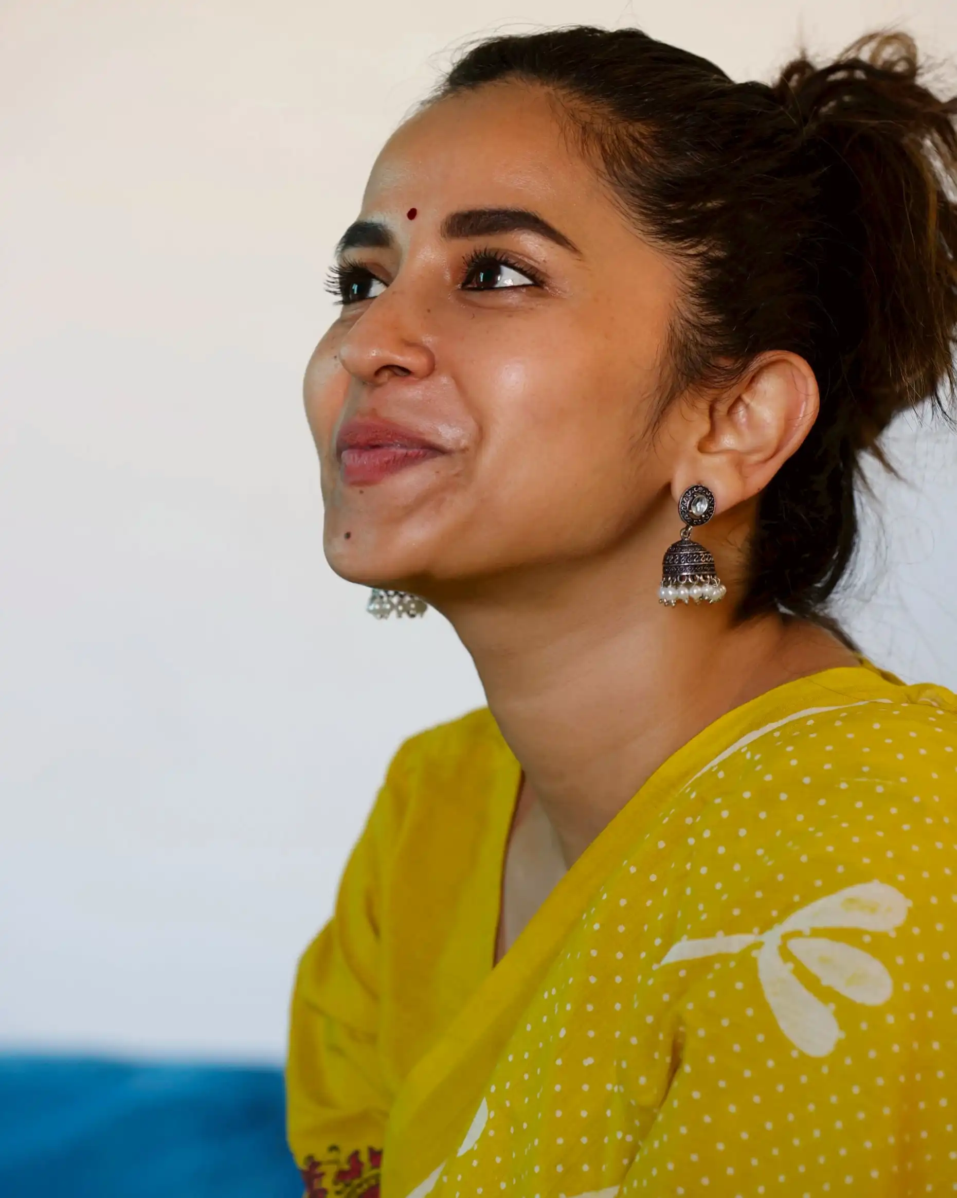 Tollywood actress Komalee Prasad cute photos gone viral