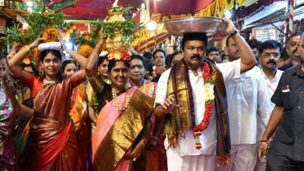 Ujjain Mahankali Bonalu