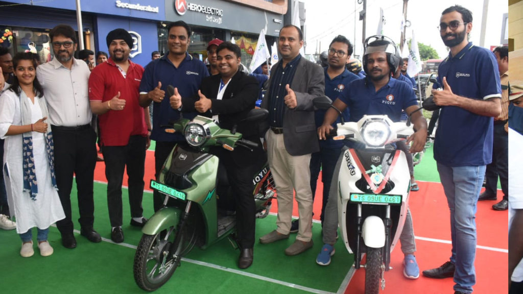 BGAUSS to distribute two thousand electric vehicles to PIQYU delivery partners through BikeBazaar Finance