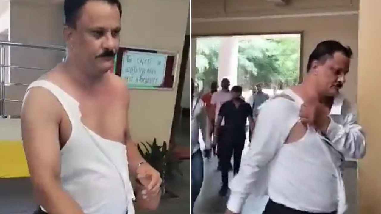 Viral Video : ఆడపిల్లల బాత్రూమ్లో సీసీ కెమెరాలు..! స్కూల్ ప్రిన్సిపాల్ను పిచ్చకొట్టుడు కొట్టారు, వీడియో వైరల్ Viral Video : ఆడపిల్లల బాత్రూమ్లో సీసీ కెమెరాలు..! స్కూల్ ప్రిన్సిపాల్ను పిచ్చకొట్టుడు కొట్టారు, వీడియో వైరల్