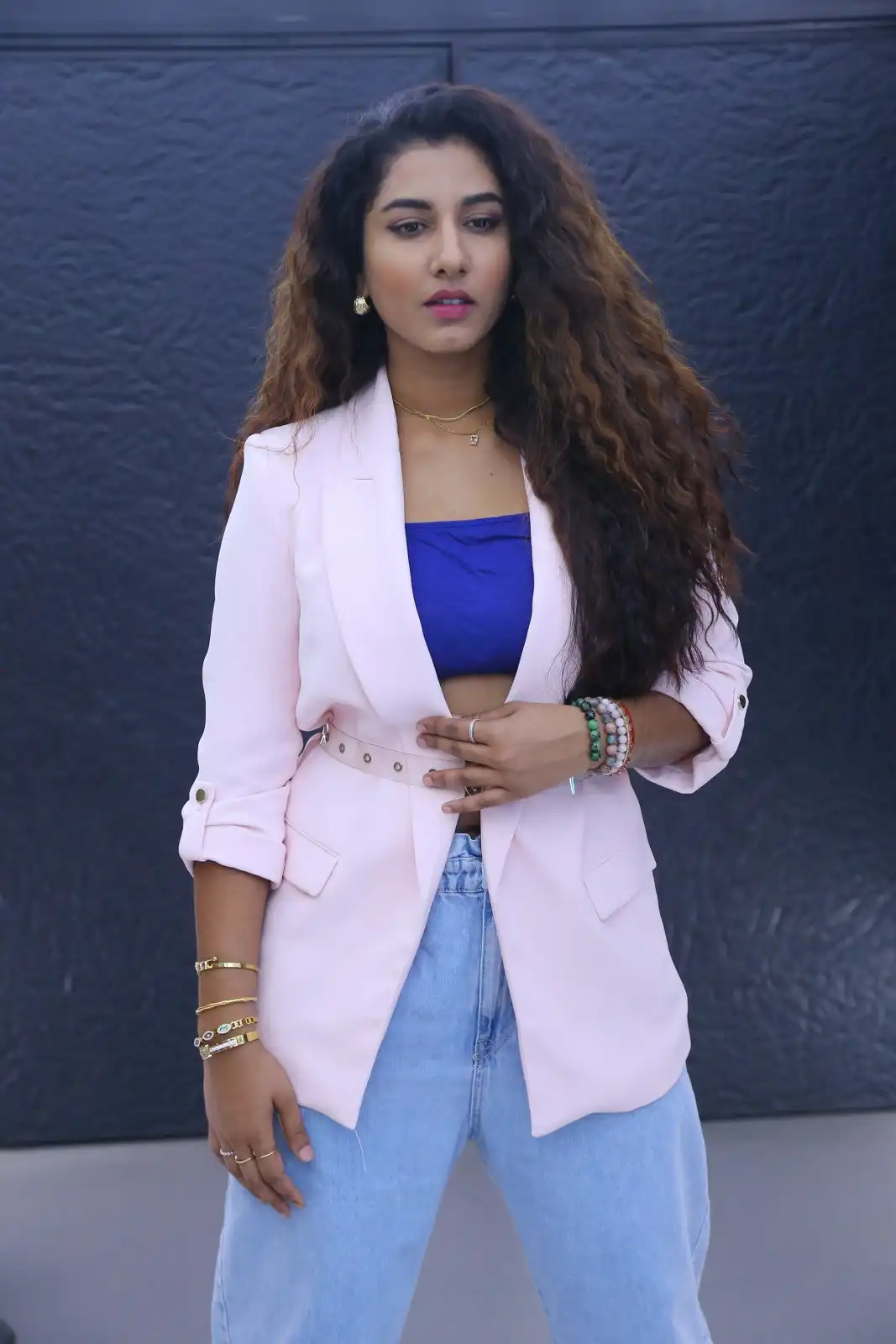 Vishnupriyaa Bhimeneni Stylish Poses in Daya Series Trailer Launch Event
