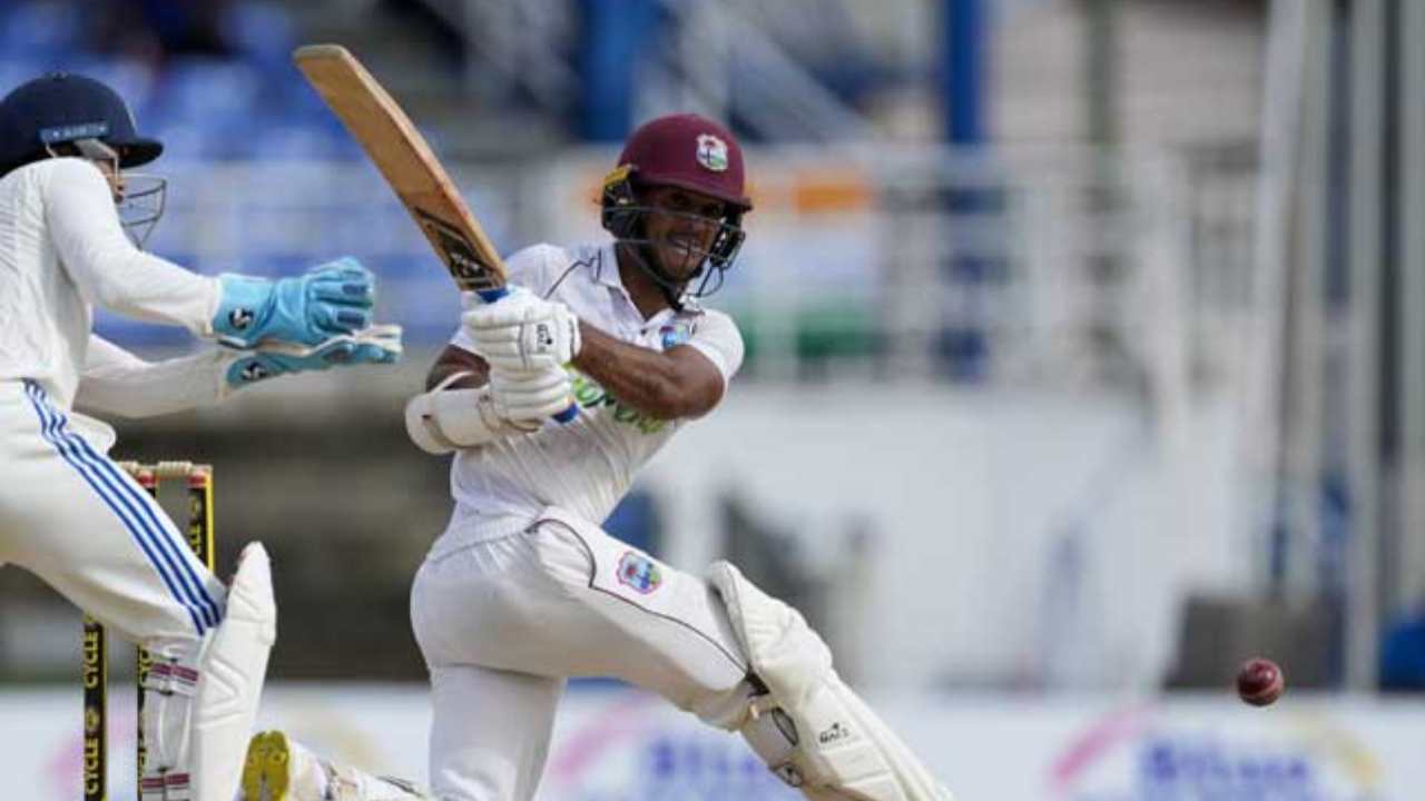 IND vs WI 2nd test : ముగిసిన మూడో రోజు ఆట.. పోరాడుతోన్న విండీస్ IND vs WI 2nd test : ముగిసిన మూడో రోజు ఆట.. పోరాడుతోన్న విండీస్
