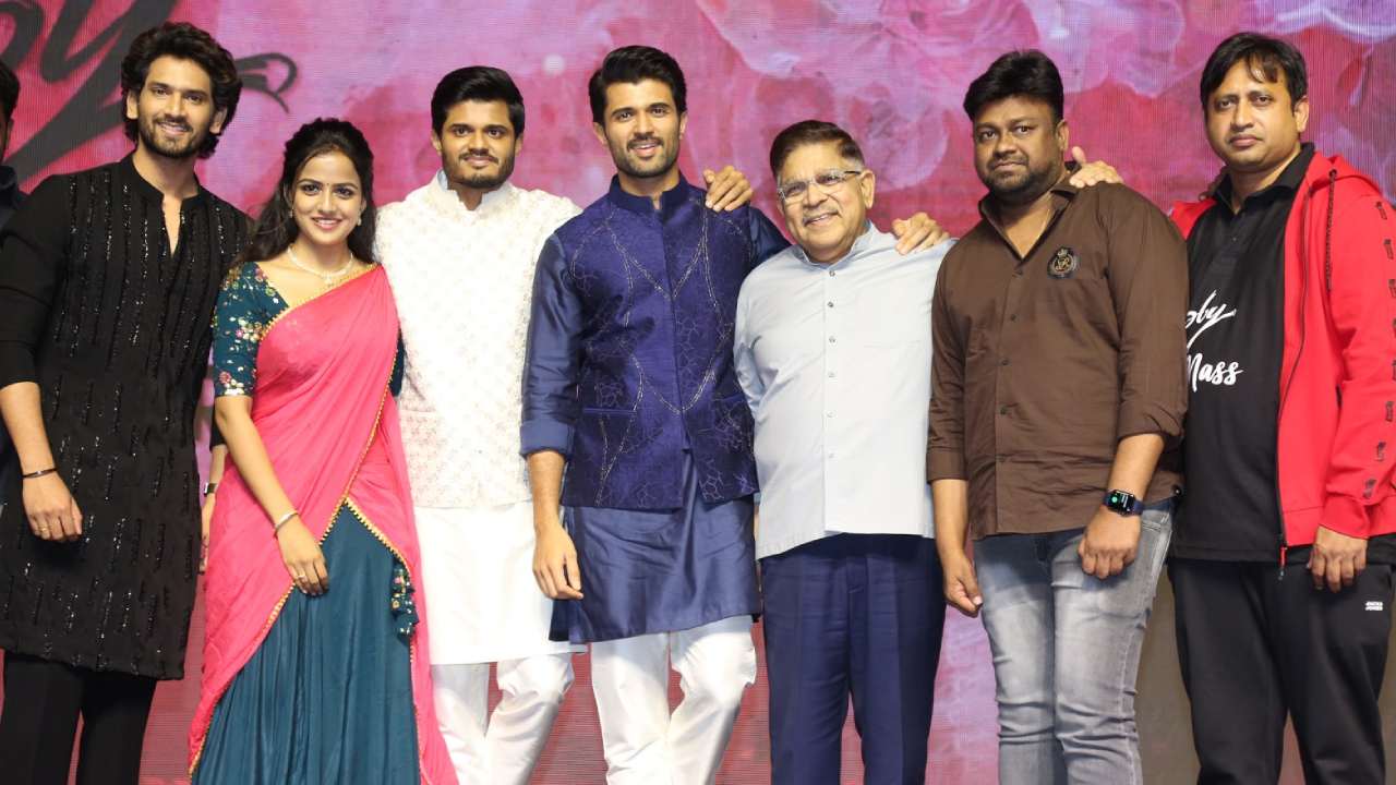 Baby Movie Success Event : బేబీ మూవీ సక్సెస్ ఈవెంట్ ఫొటోలు..