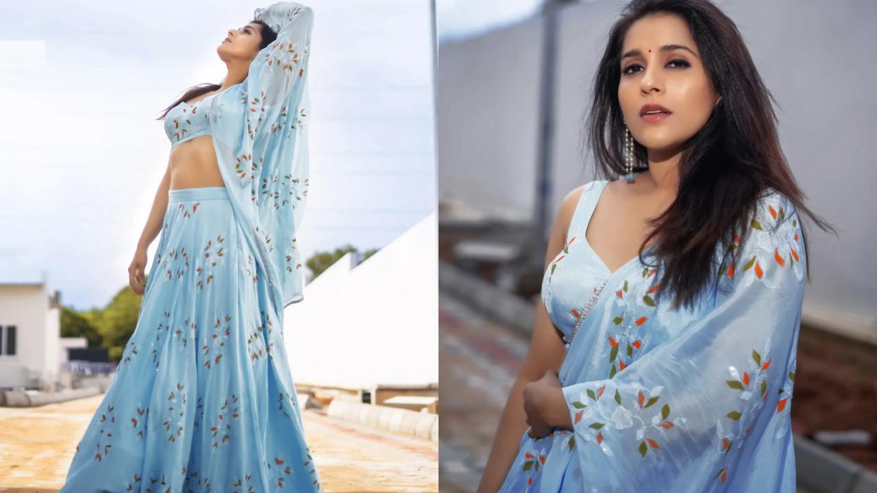 Rashmi : నీలి ఆకాశం కింద నెరజాణలా రష్మీ గౌతమ్..