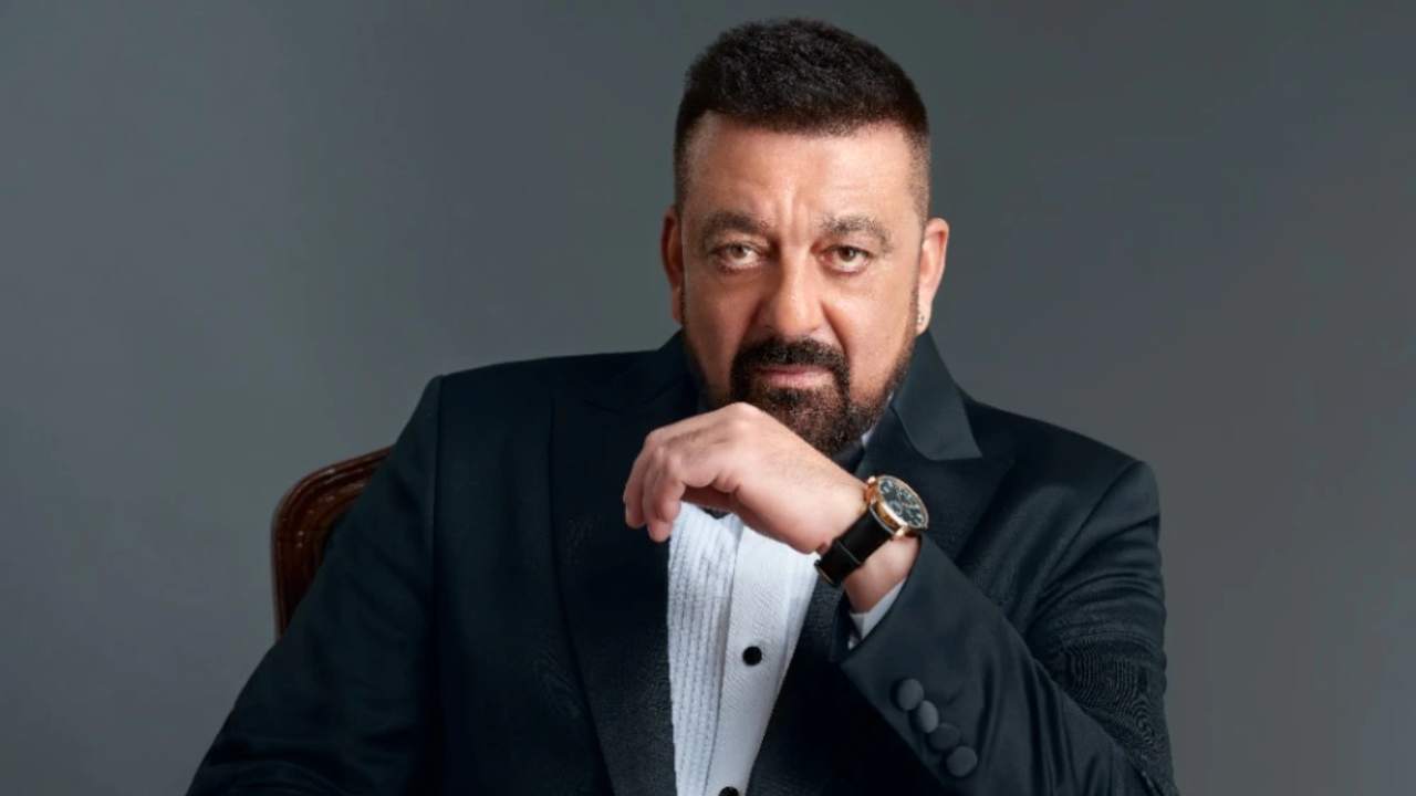 Sanjay Dutt : సౌత్ ఇండస్ట్రీకి దొరికిన కొత్త విలన్.. వరుస సినిమాలతో బిజీగా సంజయ్ దత్.. Sanjay Dutt : సౌత్ ఇండస్ట్రీకి దొరికిన కొత్త విలన్.. వరుస సినిమాలతో బిజీగా సంజయ్ దత్..