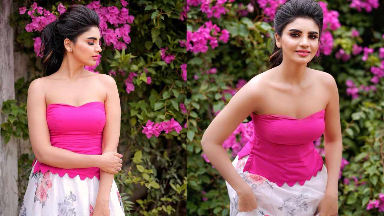 Varsha : పూల మధ్య గులాబీ సోయగంలా జబర్దస్త్ వర్ష..