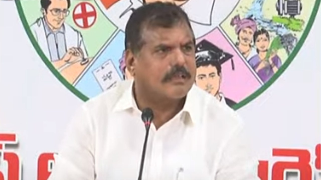 Botsa Satyanarayana : ప్రత్యేక హోదాను తాకట్టు పెట్టింది చంద్రబాబు కాదా? మంత్రి బొత్స Botsa Satyanarayana : ప్రత్యేక హోదాను తాకట్టు పెట్టింది చంద్రబాబు కాదా? మంత్రి బొత్స